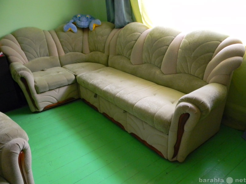 Продам: Диван-кровать+ кресло(комплект)