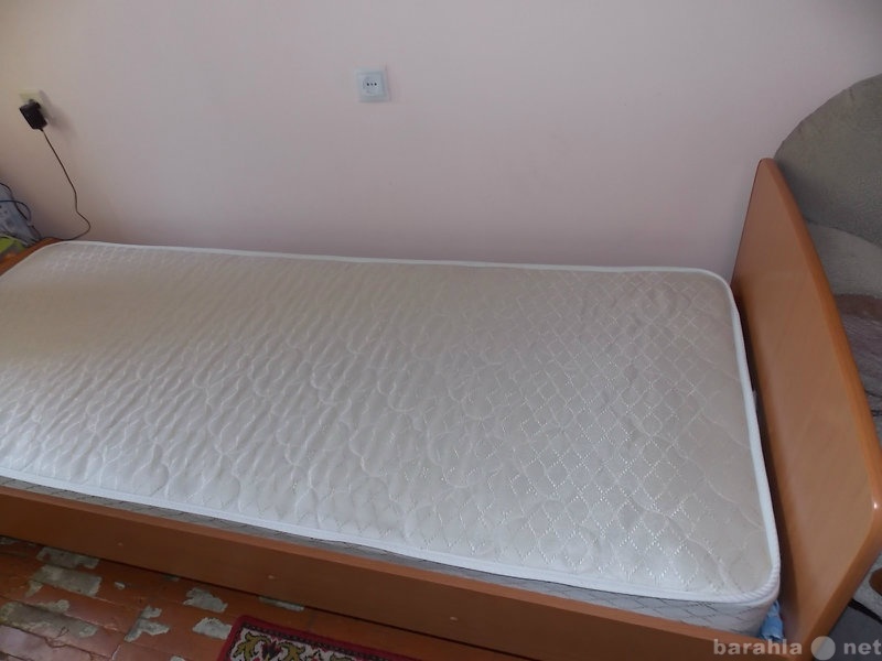 Продам: односпальная кровать