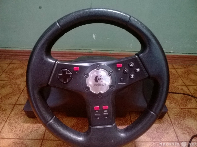 Продам: Продам Игровой руль Logoteich в Саратов