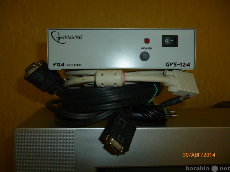 Продам: VGA splitter GVS-124