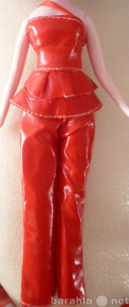 Продам: Красный костюм для куклы Монстр новый