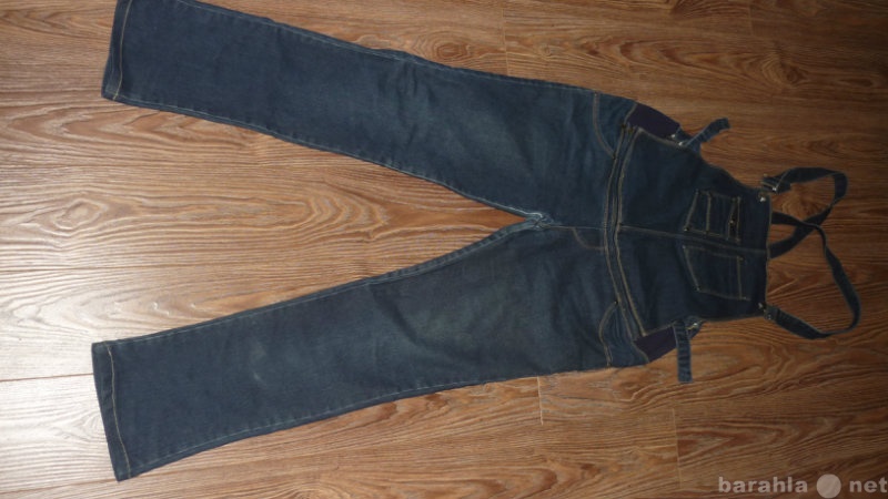 Продам: джинсовый комбинезон размер 46-48