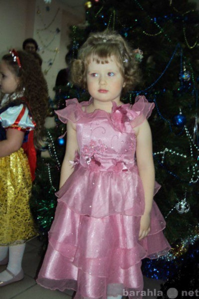 Продам: Детское нарядное платье