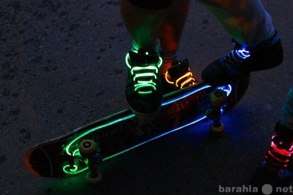 Продам: Светящиеся шнурки (LED)