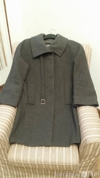 Продам: пальто демисезонное