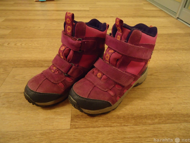 Продам: Зимние ботинки для девочки