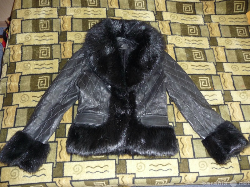 Продам: Кожаная куртка с мехом бобра