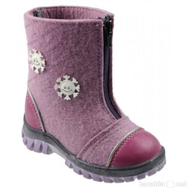 Продам: Детская обувь осень - зима