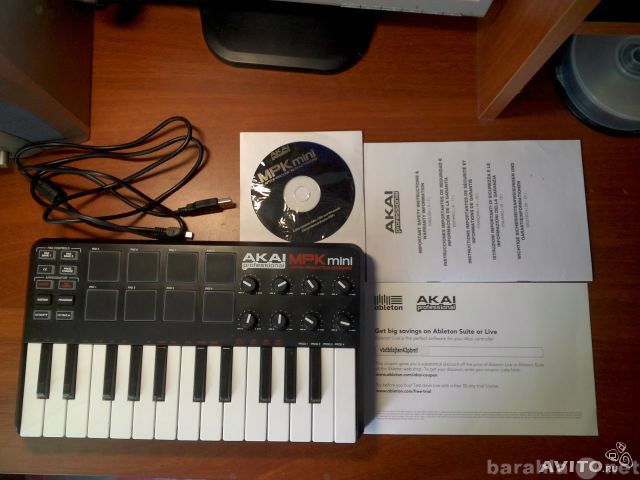 Продам: Akai mpk mini