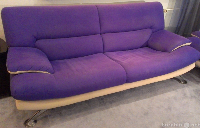 Продам: Диван и два кресла б/у (фиолетовый цвет)