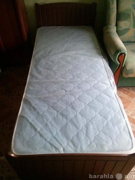 Продам: Продам односпальную кровать