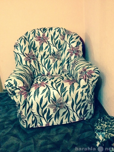 Продам: Чехлы на диваны, кресла,стулья