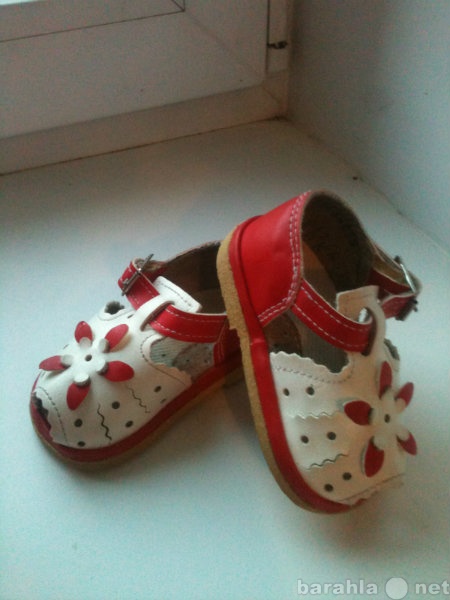 Продам: Новые сандали для малышки р.10 (17)