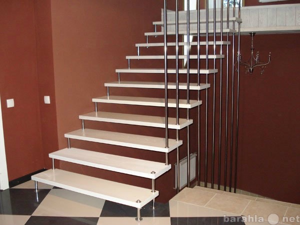 Продам: Недорогая лестница на второй этаж