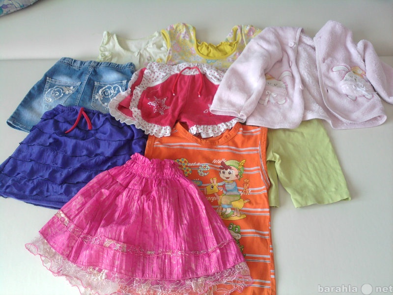 Продам: Пакет одежды для девочки 2-3 года