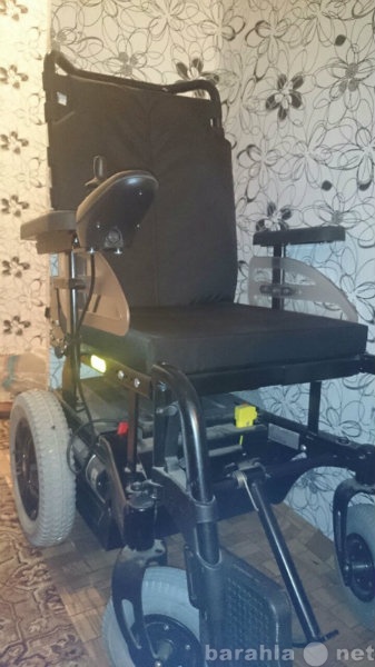 Продам: самоходная инвалидная коляска