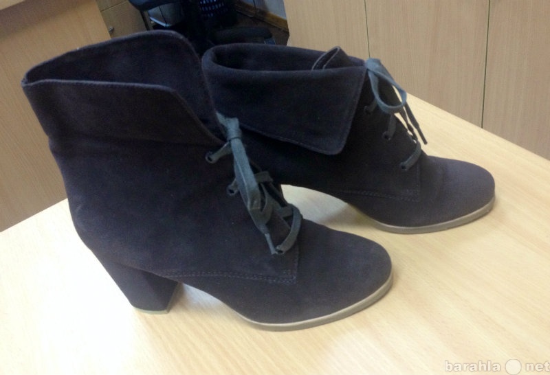 Продам: женские зимние новые ботиночки
