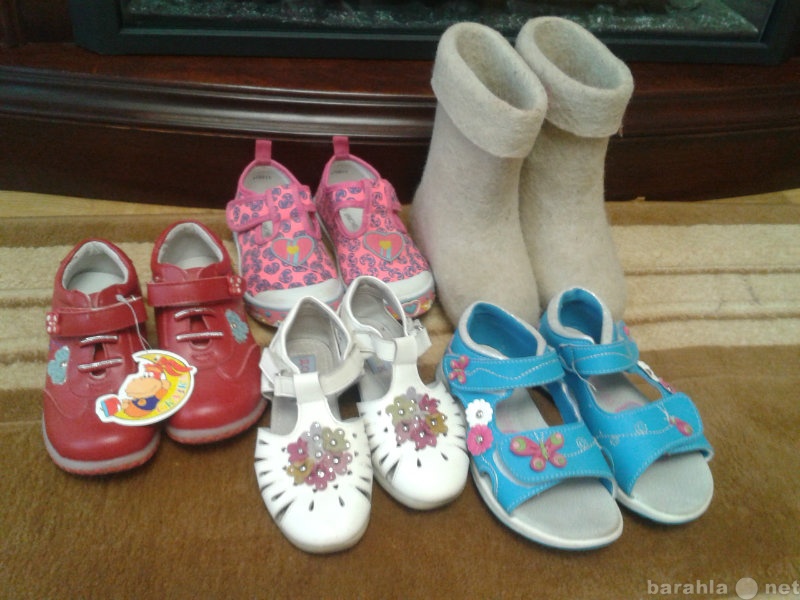 Продам: Обувь для девочки