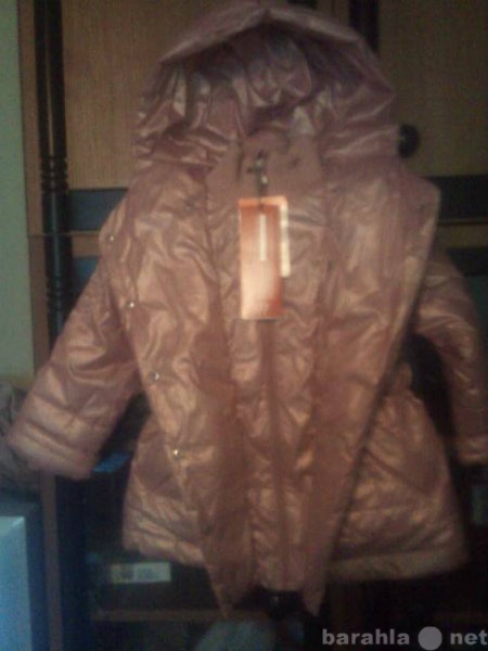 Продам: Пальто на девочку фирма Шалуны