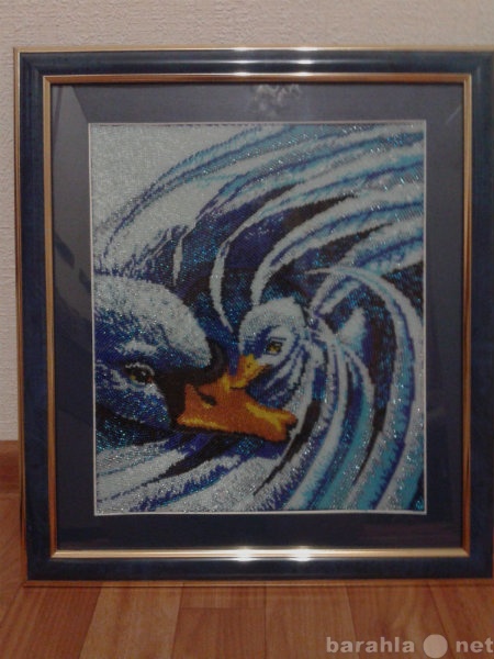 Продам: Картина бисером "Лебединая нежность
