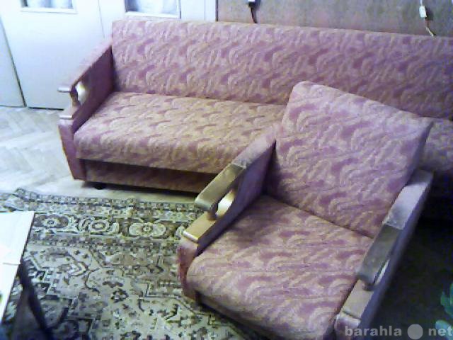 Продам: Диван-кровать и кресло