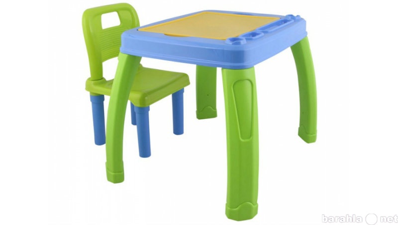 Продам: Cтол и стул для рисования Pilsan