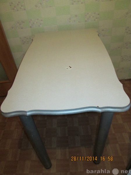 Продам: стол+4 стула