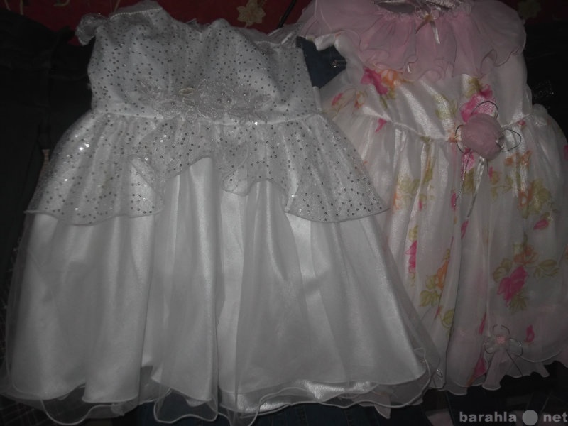 Продам: платья для девочки 6-7лет