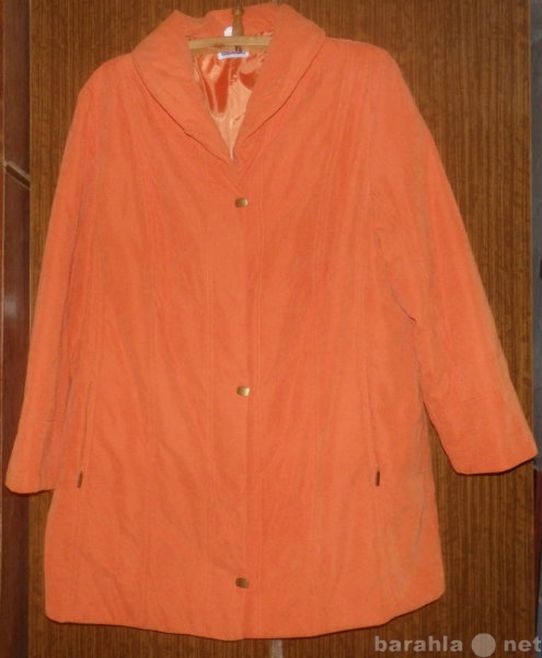 Продам: Женская утепленная куртка новая 58 разм
