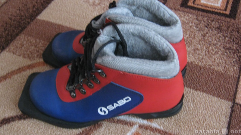 Продам: Лыжные ботинки 34 размер