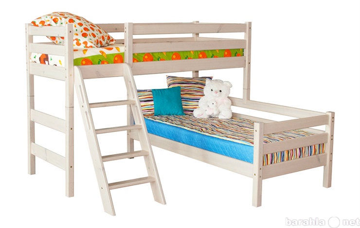 Продам: Угловая кровать Соня с наклонной лестниц