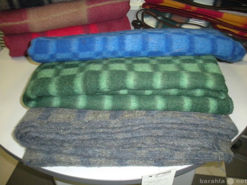 Продам: Одеяло полушерстяное