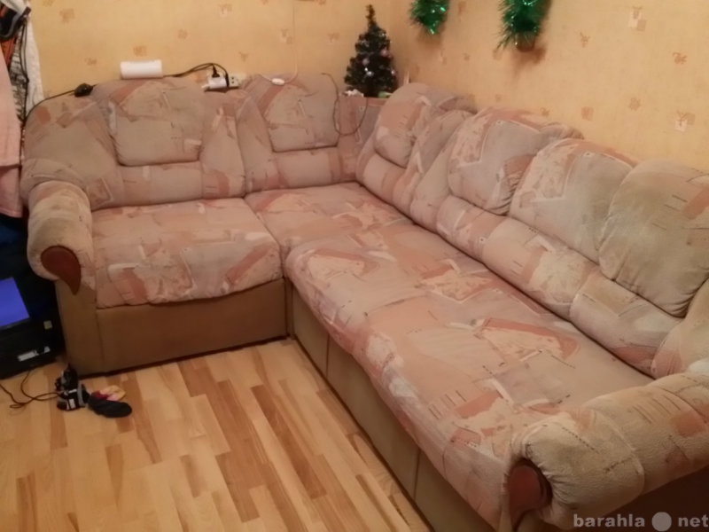 Продам: продам диван угловой