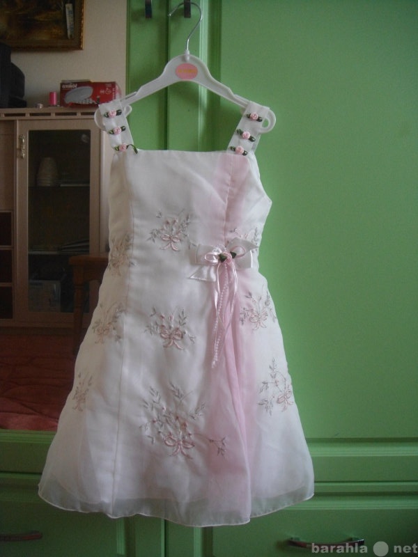 Продам: Платье для малышки