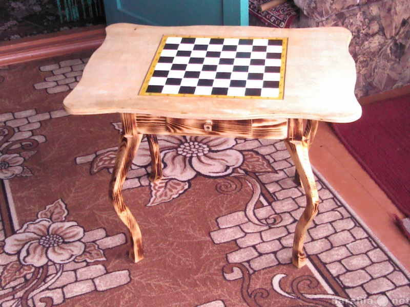 Продам: Столик шахматный