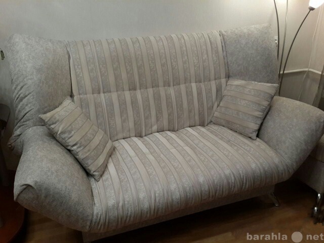 Продам: диван, кресло, пуфик