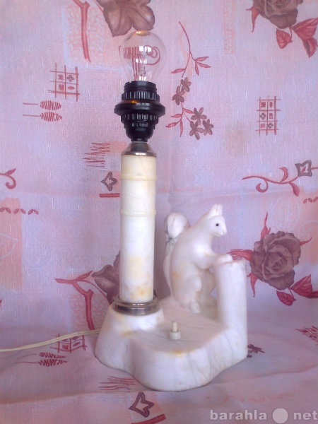 Продам: Мраморная раритетная настольная лампа с