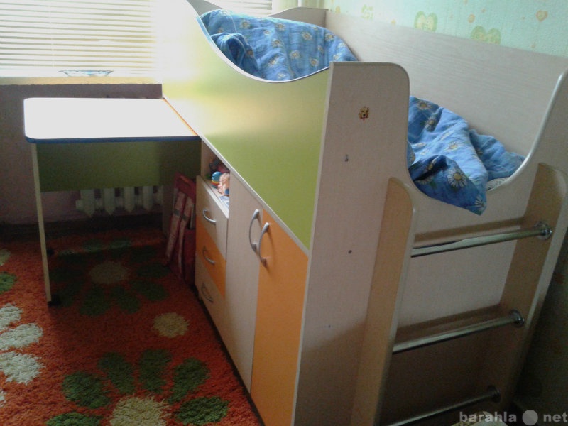 Продам: Детскую модульную кровать