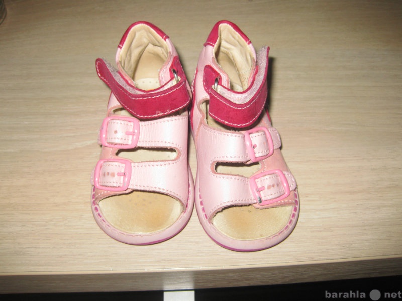 Продам: сандальки на первые шаги