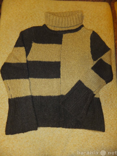 Продам: Костюм: свитер+кардиган на молнии