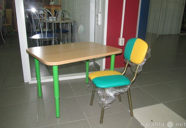 Продам: Детский столик и стульчик