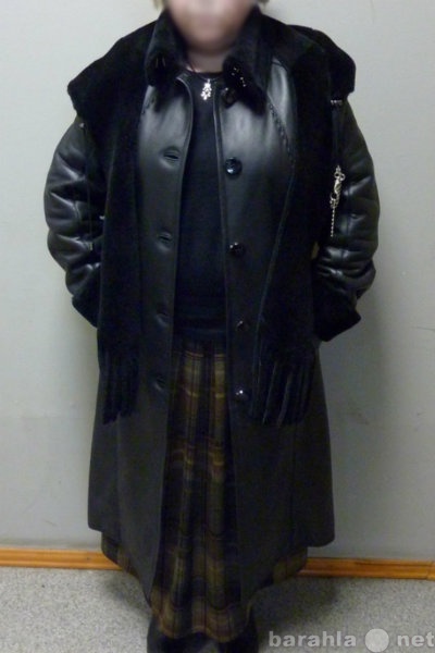 Продам: кожаное пальто на натуральном меху