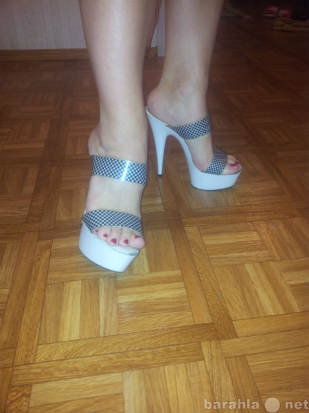 Продам: Стрипы, туфли для танцев в Москве