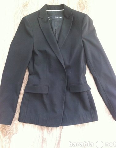 Продам: Черный классический пиджак