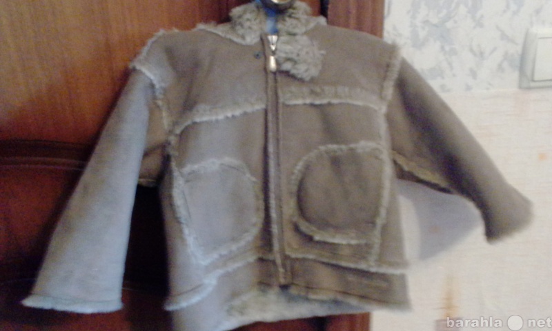 Продам: Меховая курточка на девочку 1-2 года