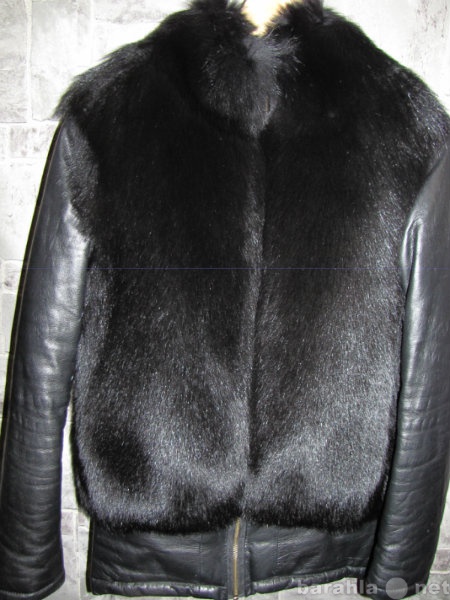 Продам: Куртка меховая (черный песец)