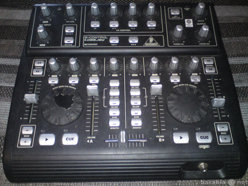 Продам: диджейский контроллер Behringer BCD 3000