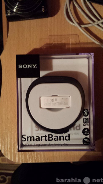 Продам: Браслет Sony SmartBand SWR10 (Black)