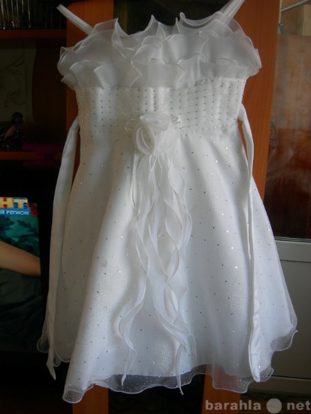 Продам: Белое платье