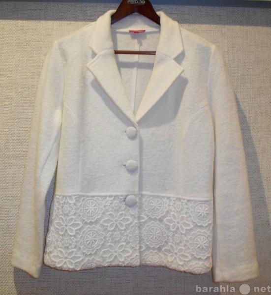 Продам: Новый пиджак мягкой фактуры р-р 52-54